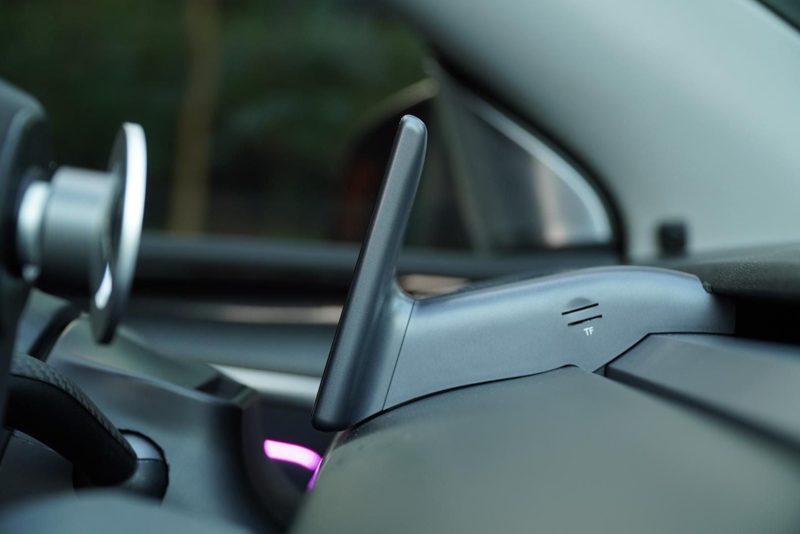 Model 3/Y – F9 Skærm air flow + front kamera